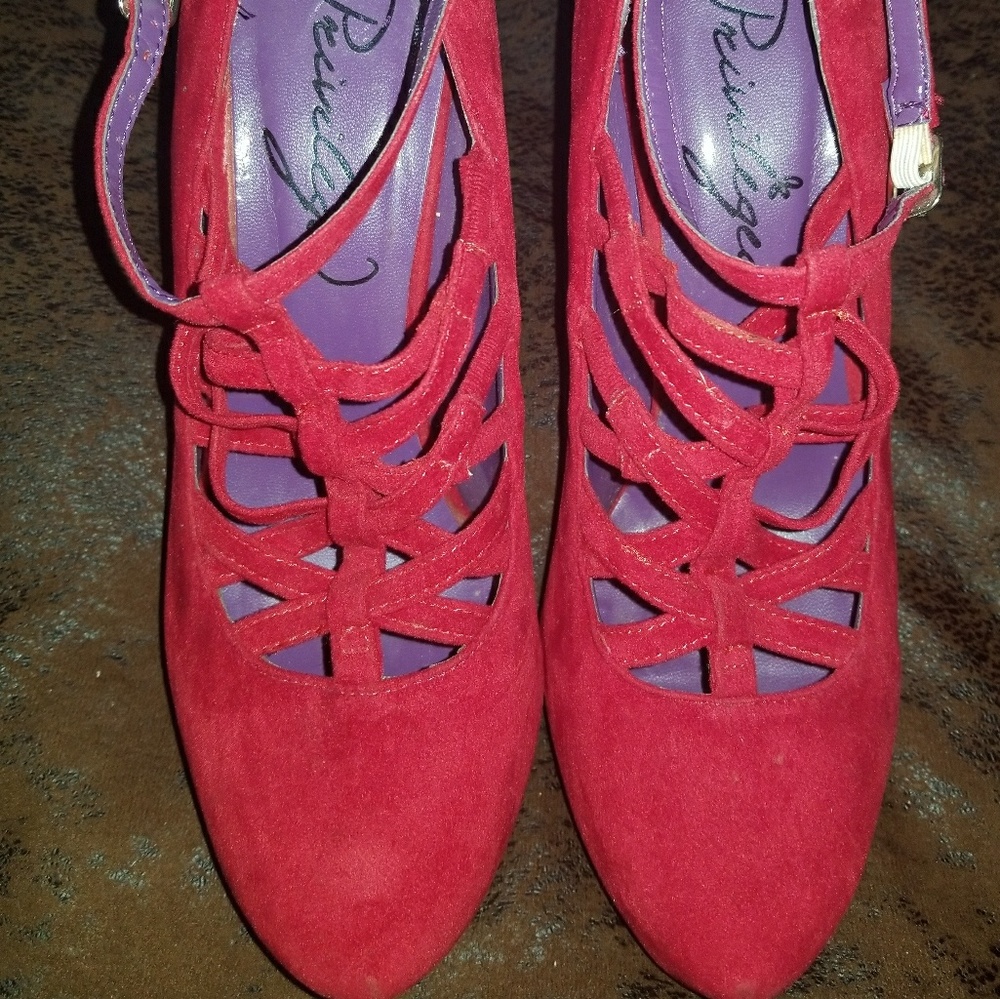 Privileged Pumps - image 2